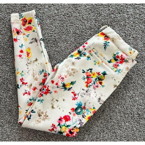 NWT Zara Stretchy Off-White Floral Pants w/Zippers - Picture 4 of 8